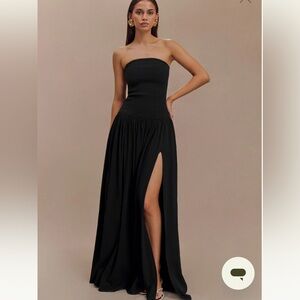 NWOT Elegant Black Strapless Maxi Dress